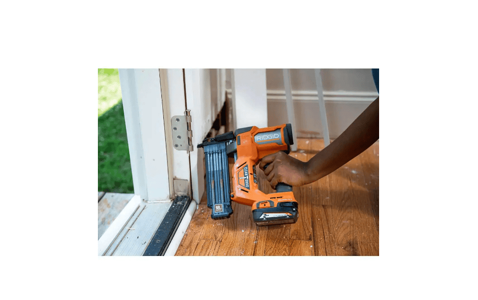 RIDGID AC87024SB2 18V Lithium-Ion (1) 4.0 Ah Battery, (1) 2.0 Ah Battery, and 18V Charger