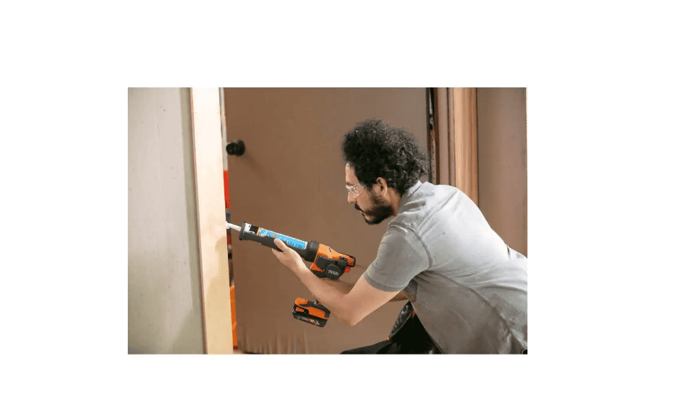 RIDGID R84044B 18V Cordless 10 oz. Caulk Gun and Adhesive Gun