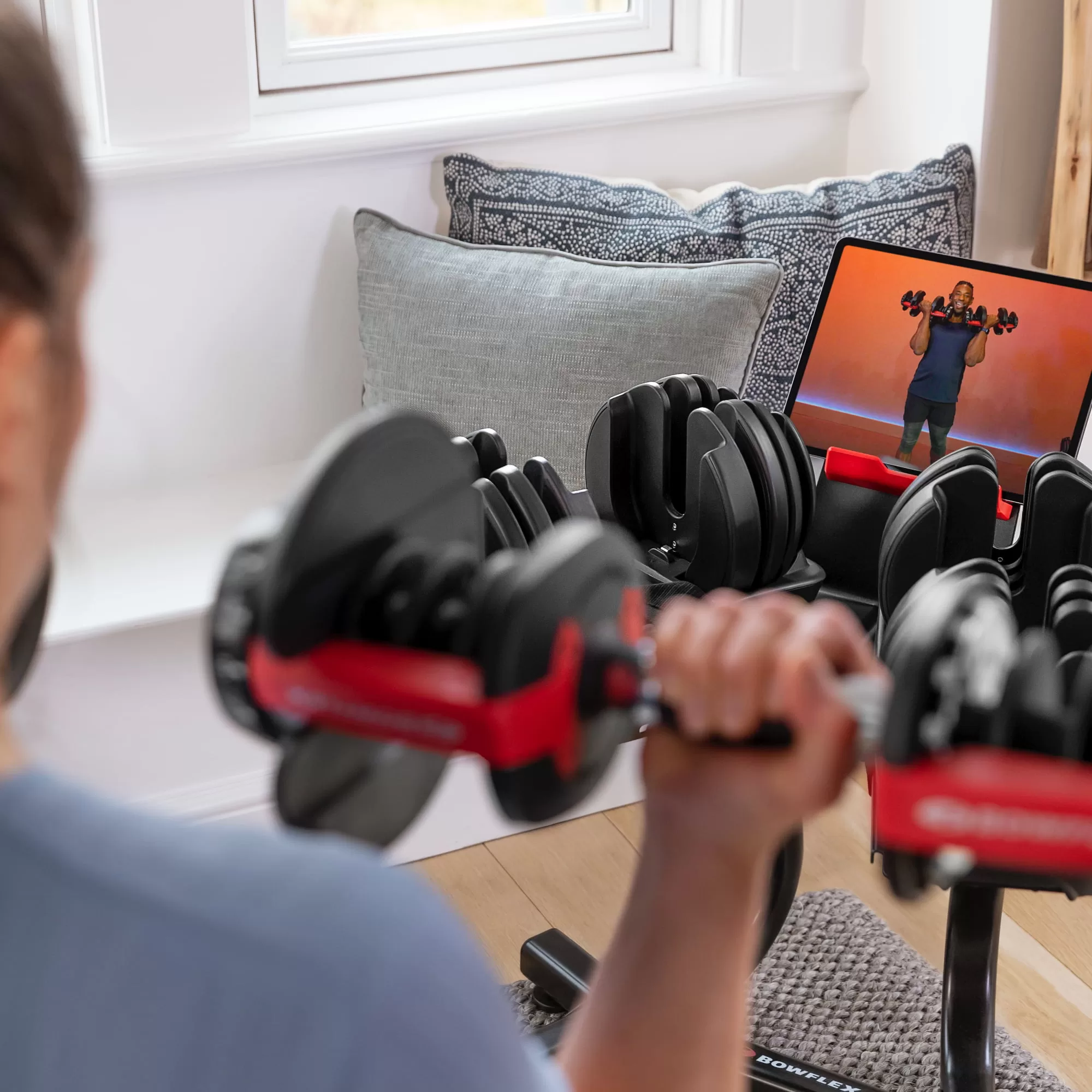 Bowflex SelectTech Dumbbell Stand, Device Holder, Fits any Tablet or Smart Phone