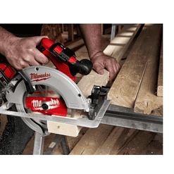 Milwaukee Circular Saw 2631-20 M18 18-Volt Lithium-Ion Brushless Cordless 7-1/4 in (Tool-Only)