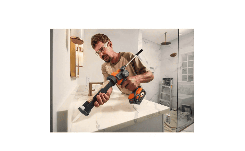 RIDGID R84044B 18V Cordless 10 oz. Caulk Gun and Adhesive Gun