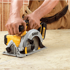 DEWALT Circular Saw DCS391P1 20-Volt MAX Cordless 6-1/2 in. with 20-Volt Battery 5.0Ah & Charger