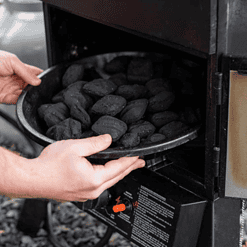 Masterbuilt Dual Fuel Smoker in Black