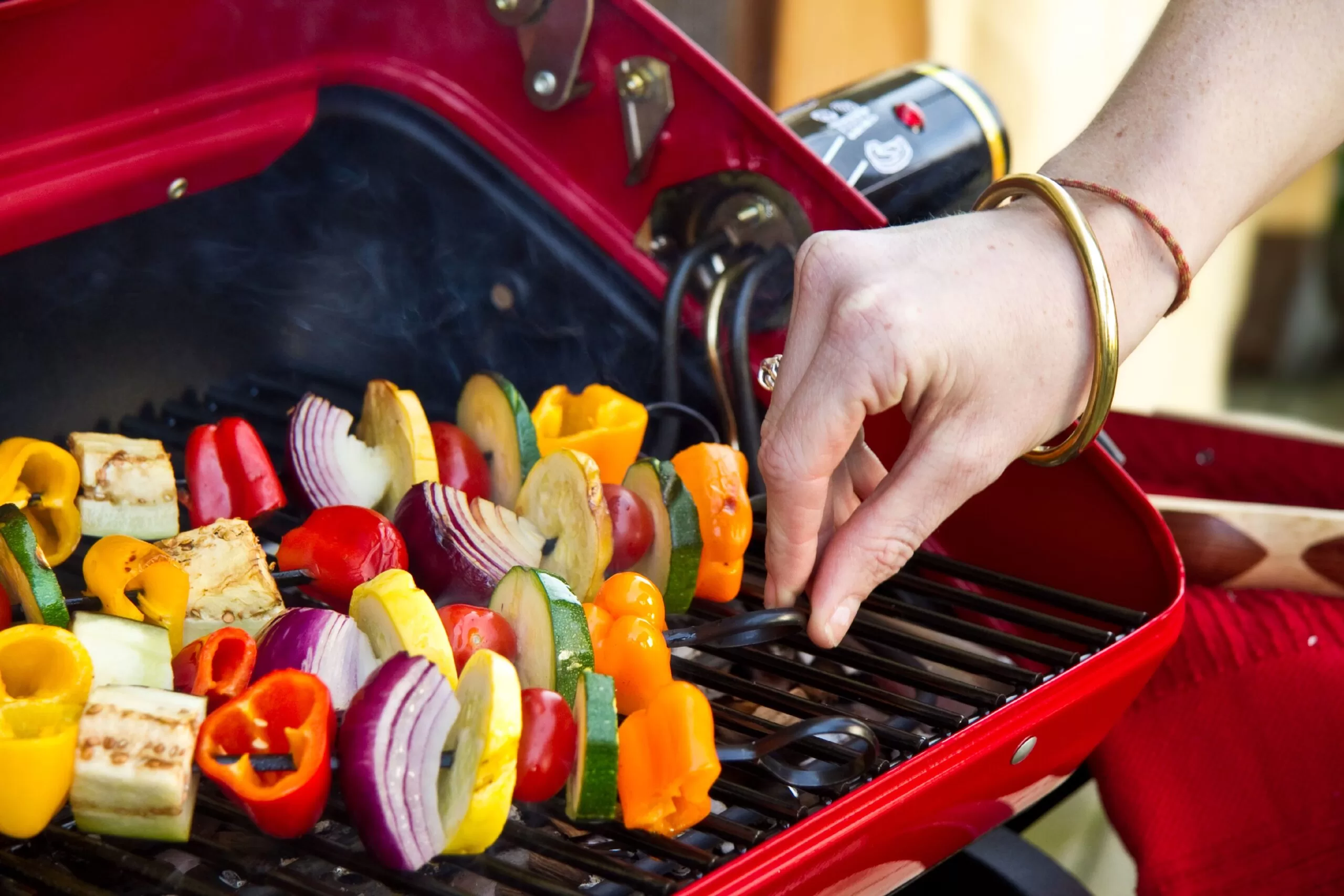 Americana Electric Tabletop Grill with 3-Position Element