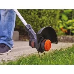 BLACK+DECKER LCC2223ZP 20V MAX Cordless Battery Powered String Trimmer and Leaf Blower Combo Kit with 3 Spools & (2) 1.5 Ah Batteries & Charger