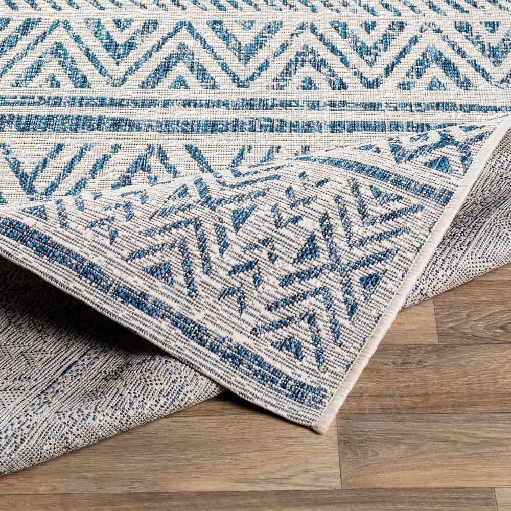 Artistic Weavers 7 ft. 10 in. x 10 ft. 2 in. Indoor/Outdoor Blue/White Area Rug