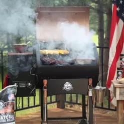 Pit Boss 700 Classic Wood Fired Pellet Grill with Flamebroiler