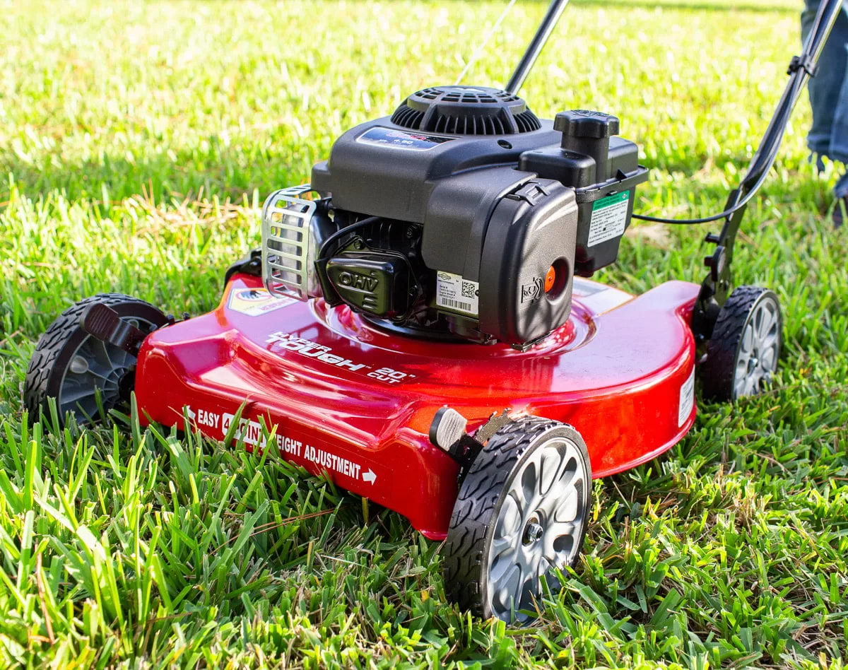 Hyper Tough 20-inch 125cc Gas Push Mower with Briggs & Stratton Engine (Assembly Details: 46.9 lbs; 22.10-inch Height)
