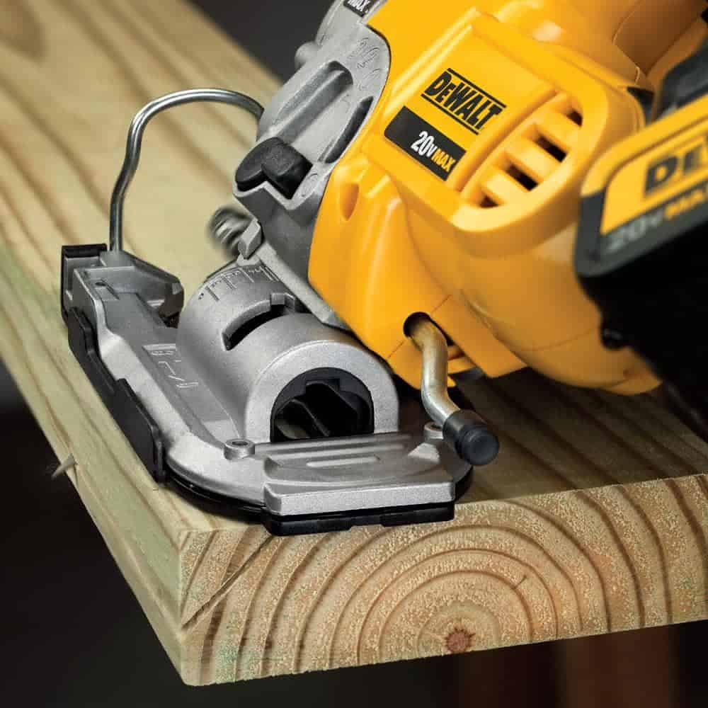 DEWALT DCB205CKW331B 20V MAX Lithium-Ion Cordless Jig Saw with (1) 20V 5.0Ah Battery and Charger