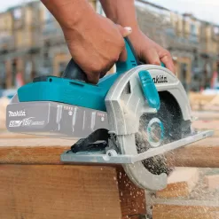 Makita XSH01Z 18V X2 LXT Lithium-Ion (36V) Cordless 7-1/4 in. Circular Saw (Tool Only)