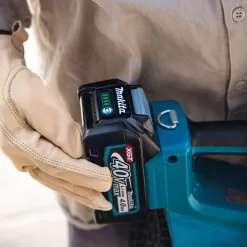 Makita GBU01M1 40-Volt max XGT Brushless Cordless Blower Kit (4.0Ah)