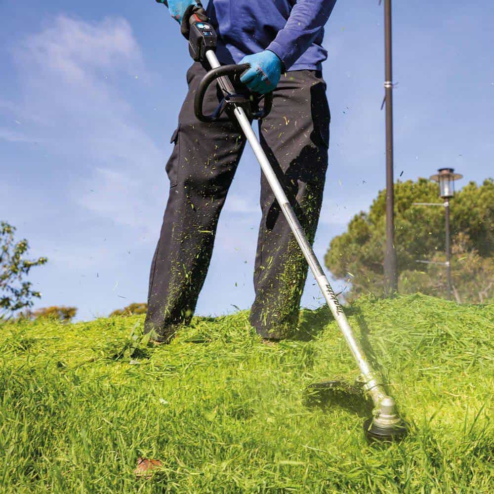Makita XRU18PT 18-Volt X2 (36-Volt) LXT Lithium-Ion Brushless Cordless String Trimmer Kit (5.0Ah) - Image 11