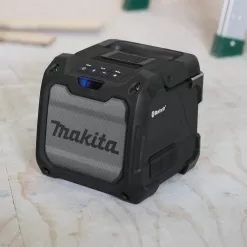 Makita XRM08B 18V LXT /12V max CXT Lithium-Ion Cordless Bluetooth Job Site Speaker (Tool Only)