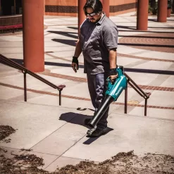 Makita XT287SM1 18-Volt 4.0 Ah LXT Lithium-Ion (Blower/String Trimmer) Brushless Cordless Combo Kit (2-Piece)