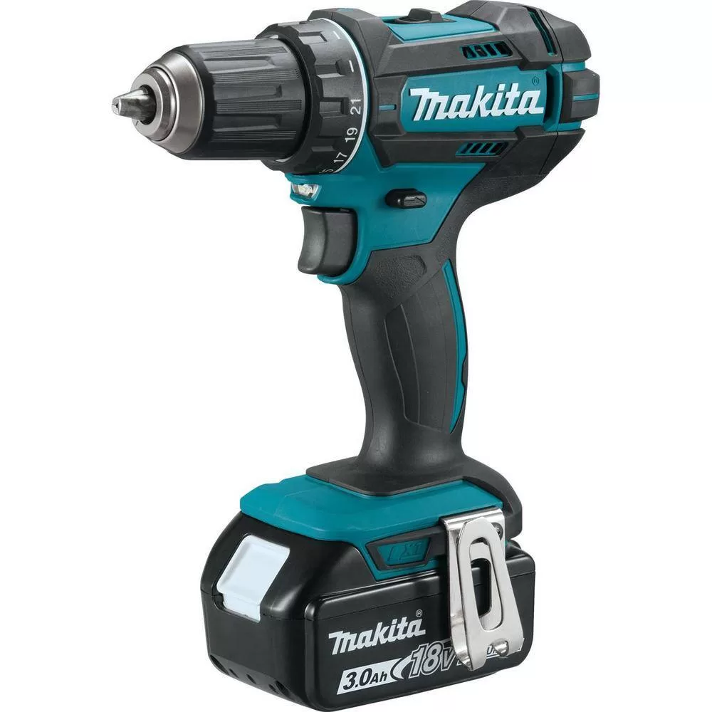 Makita XT801X1 18V LXT Lithium-Ion 8-Piece Kit Drill/ Impact Drvr/ Circ Saw/ Recip Saw/ Sander/ Impact Wrench/ Blower/ Light 3. 0Ah