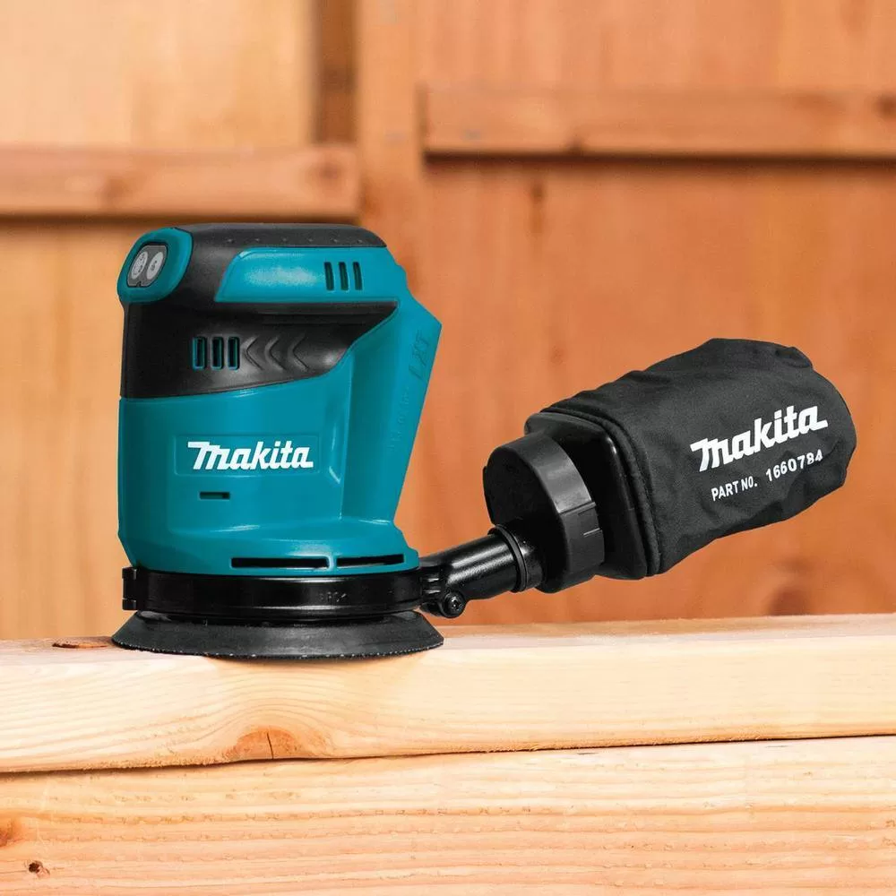 Makita XT801X1 18V LXT Lithium-Ion 8-Piece Kit Drill/ Impact Drvr/ Circ Saw/ Recip Saw/ Sander/ Impact Wrench/ Blower/ Light 3. 0Ah