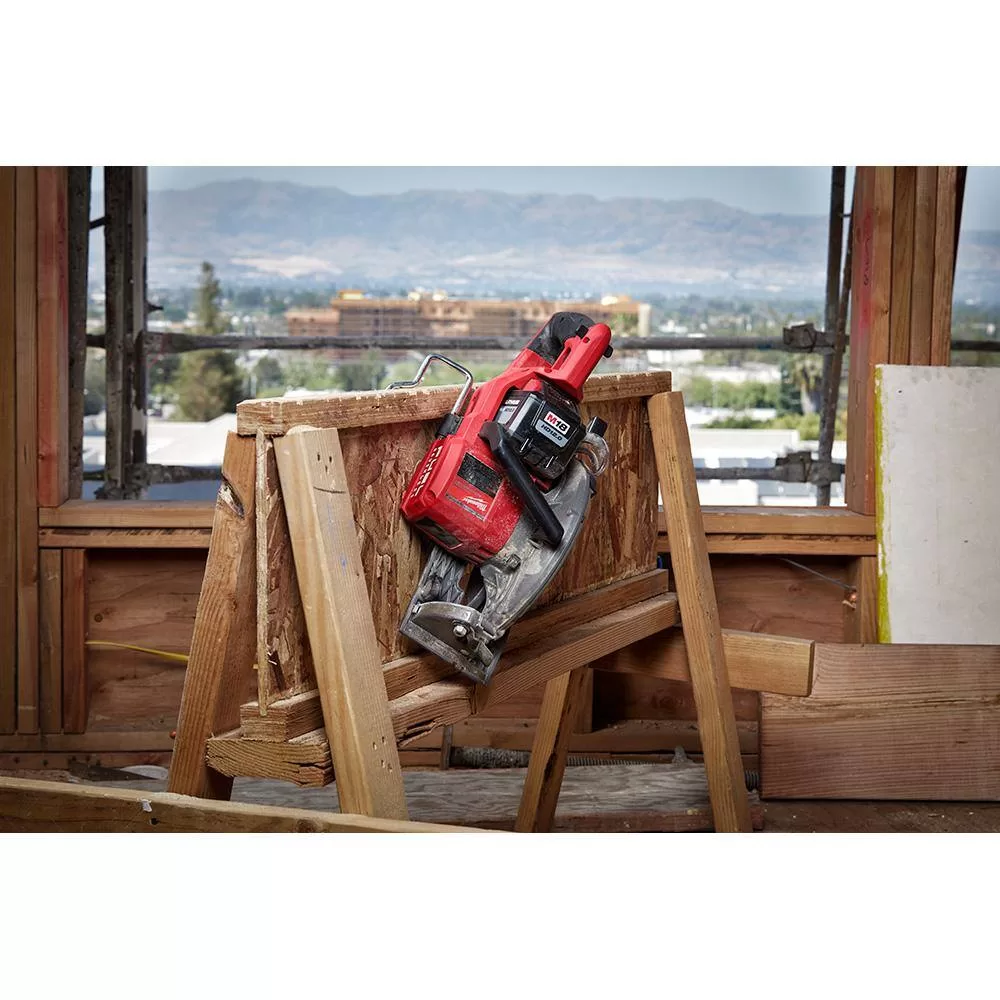Milwaukee 2830-20-2745-20 M18 FUEL 18V Lithium-Ion Cordless 7-1/4 in. Rear Handle Circular Saw with 30-Degree Framing Nailer (2-Tool)