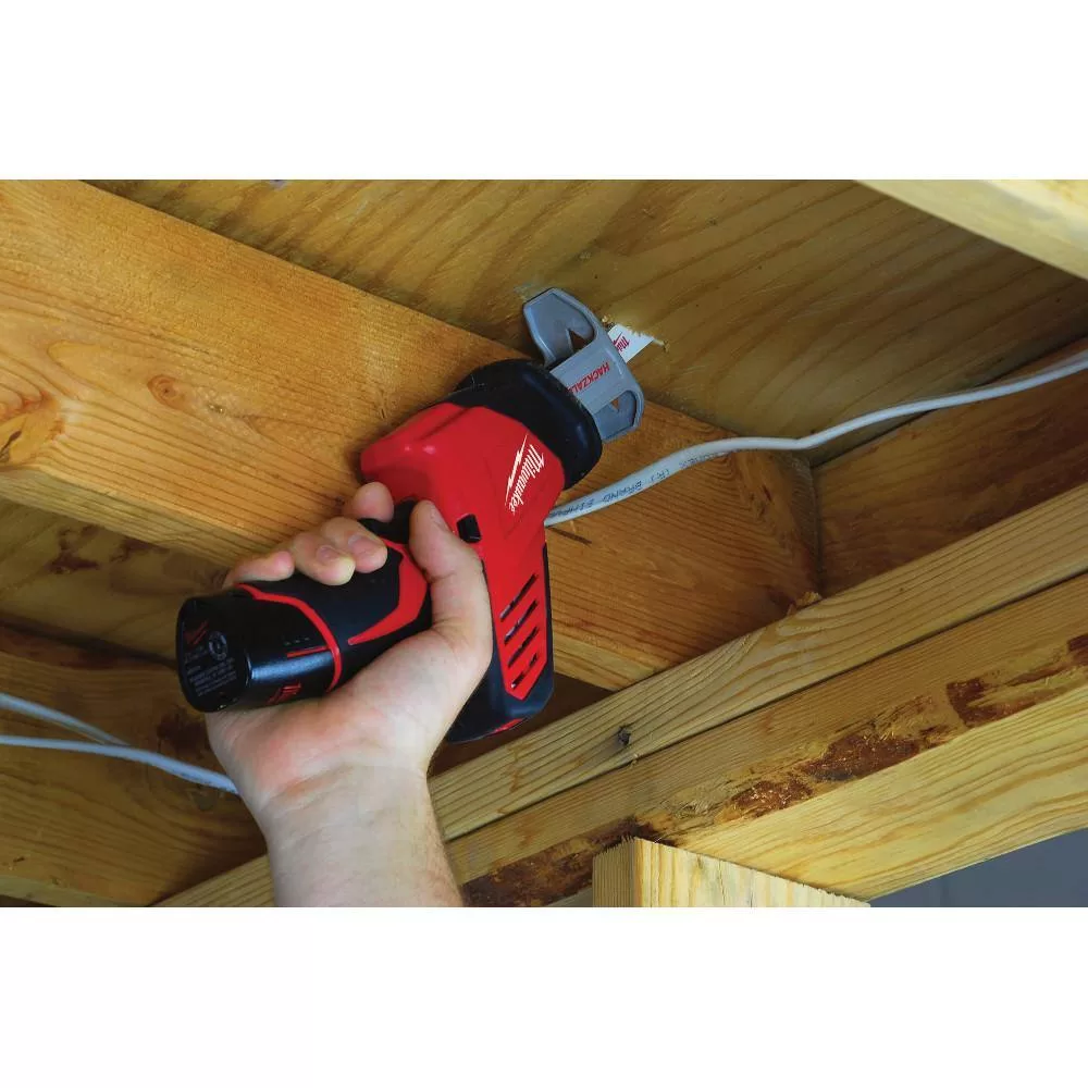Milwaukee 2420-21-48-11-2411 M12 12V Lithium-Ion Cordless Hackzall Reciprocating Saw Kit with Free M12 Compact Battery (2-Pack)