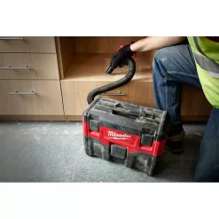 Milwaukee M18 18-Volt 2 Gal. Lithium-Ion Cordless Wet/Dry Vacuum with (2) M18 5.0 Ah Battery