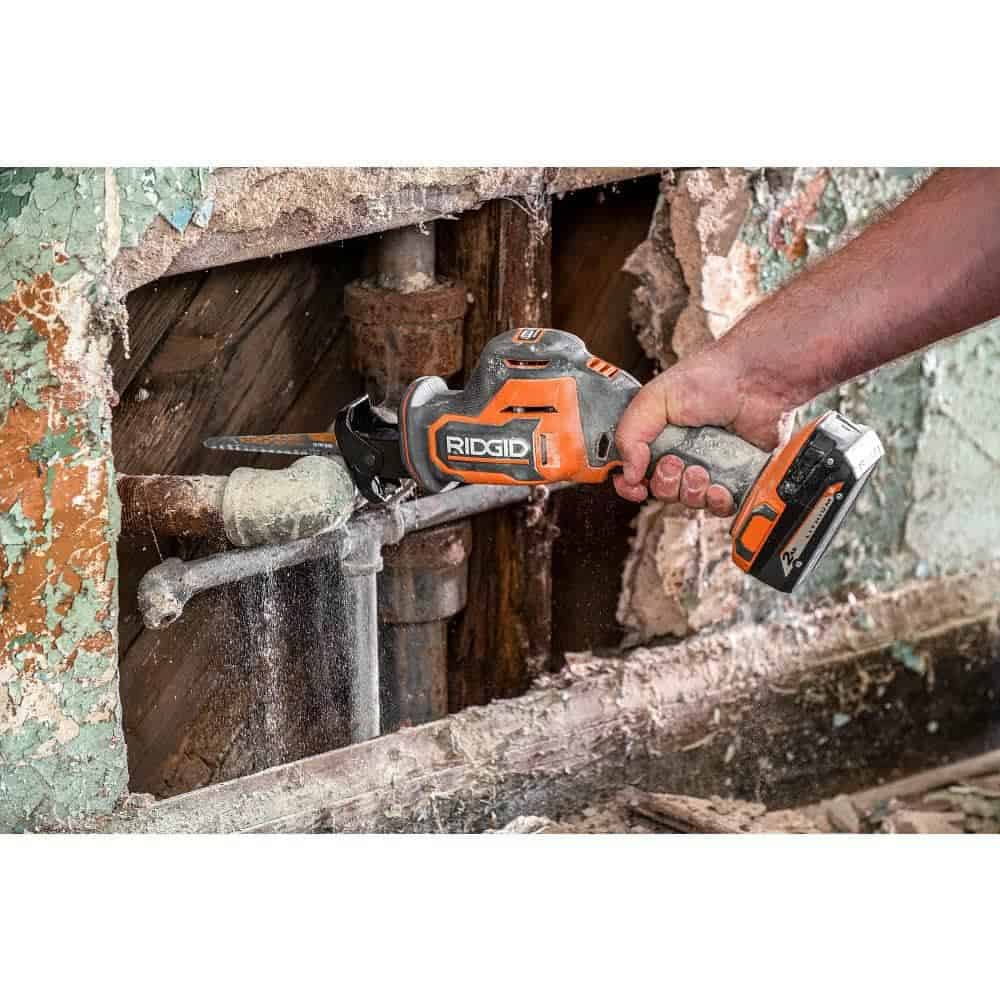 RIDGID R8648KN 18V SubCompact Brushless Cordless One-Handed Reciprocating Saw Kit with 2.0 Ah Battery and Charger