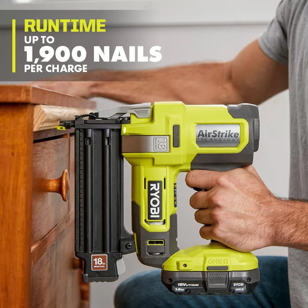 RYOBI P321-P326-PSK005 ONE+ 18V Cordless 18-Gauge Brad Nailer with 16-Gauge Straight Finish Nailer, 2.0 Ah Battery, and Charger