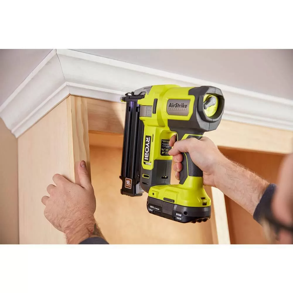 RYOBI P321-P326-PSK005 ONE+ 18V Cordless 18-Gauge Brad Nailer with 16-Gauge Straight Finish Nailer, 2.0 Ah Battery, and Charger