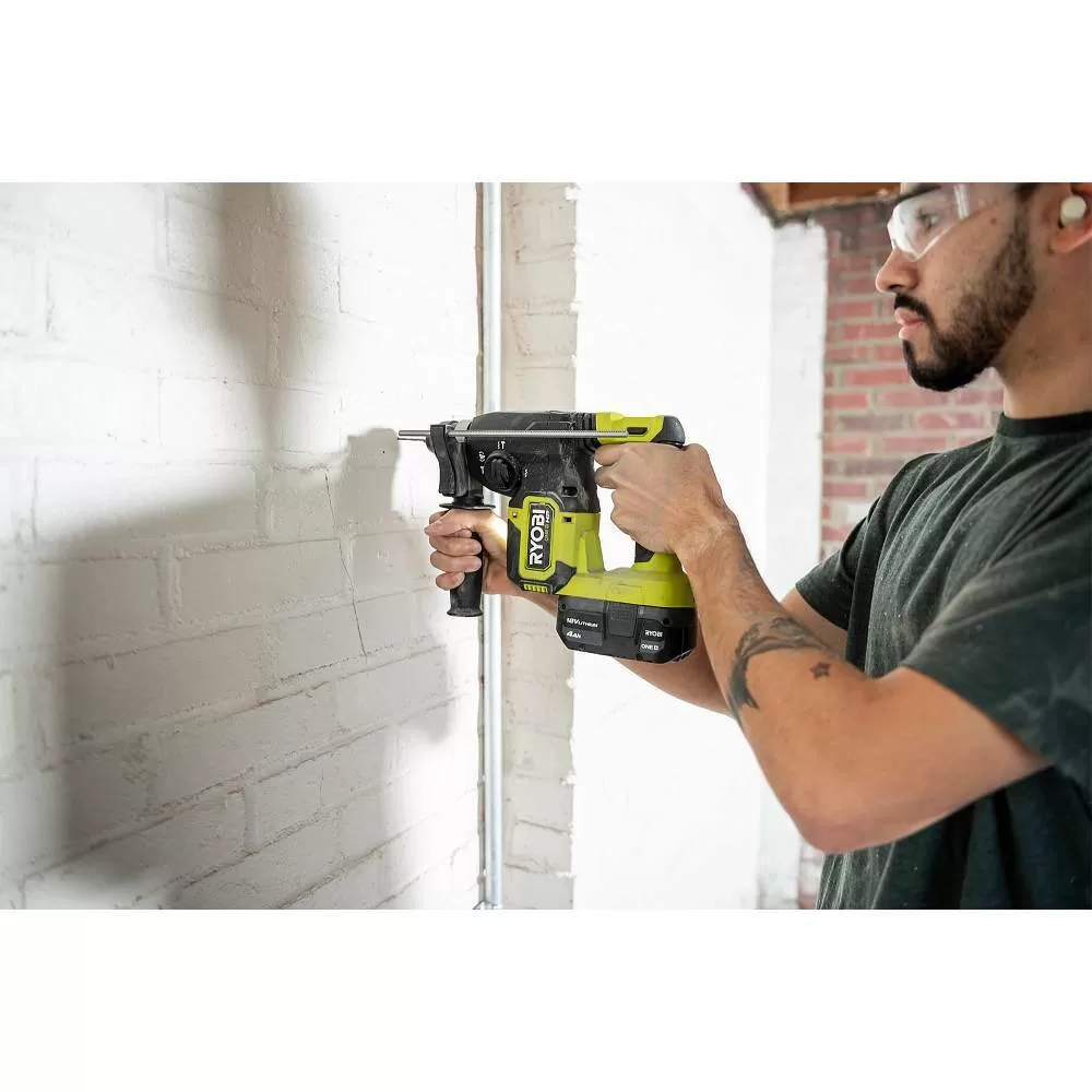 RYOBI PCL104K2N 18V ONE+ (2) 4.0 Ah Lithium-Ion Batteries with 18V Charger