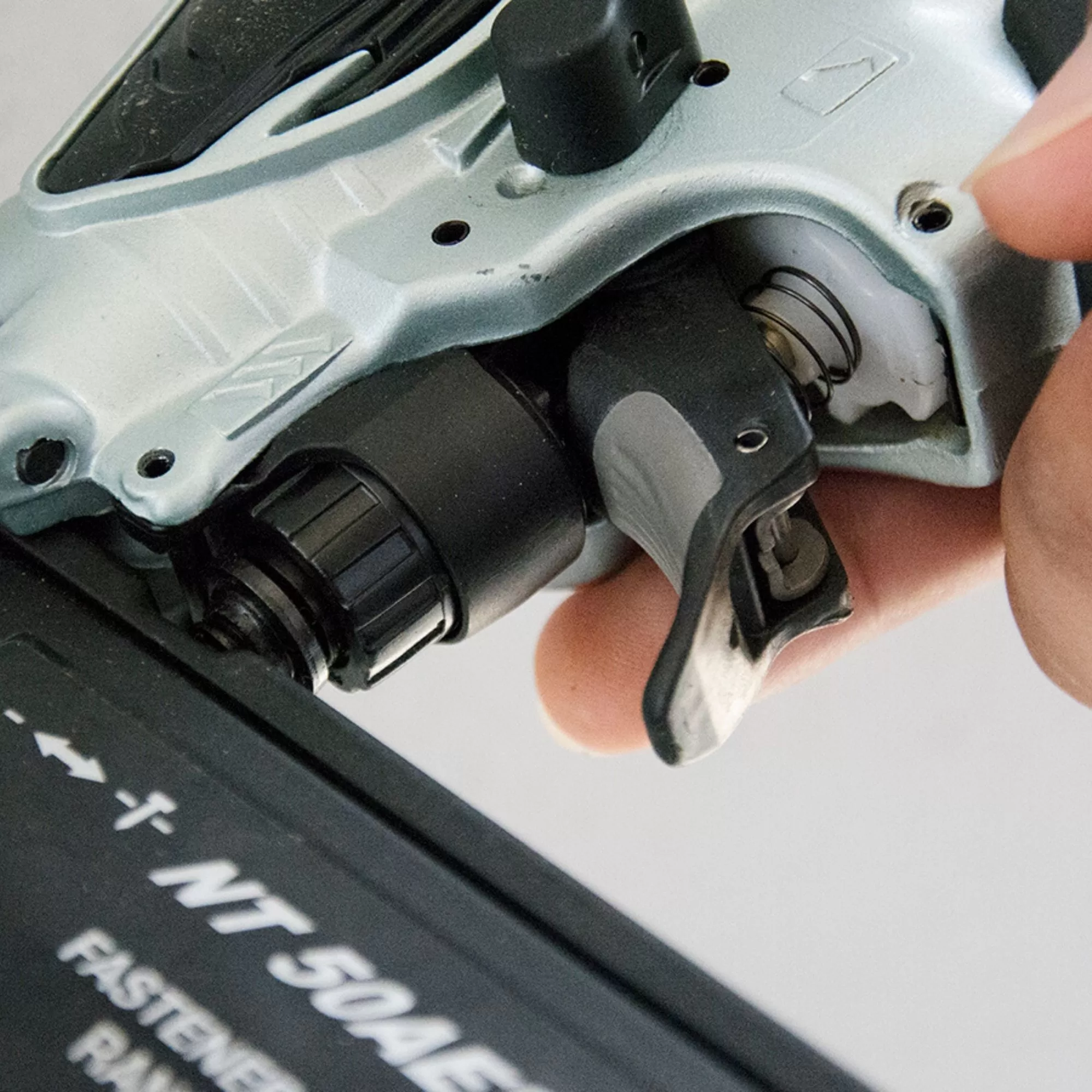 Metabo HPT 2-in 18-Gauge Pneumatic Brad Nailer