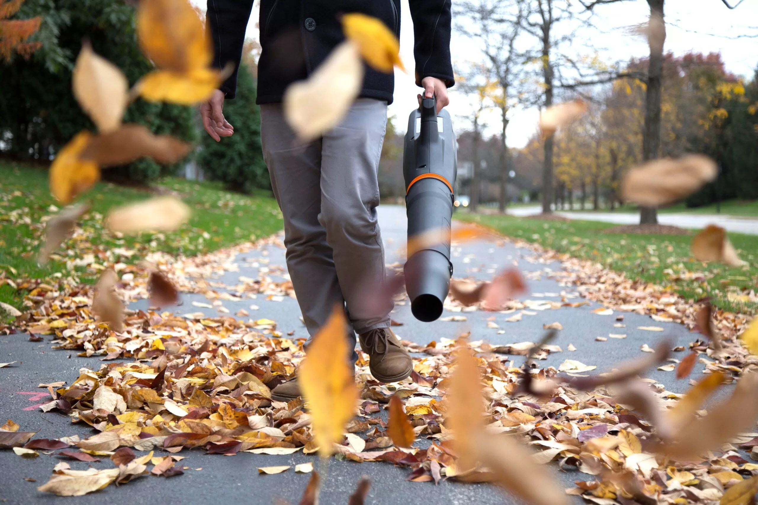 WEN 40-volt Max 480-CFM 124-MPH Battery Handheld Leaf Blower 2 Ah (Battery and Charger Not Included)
