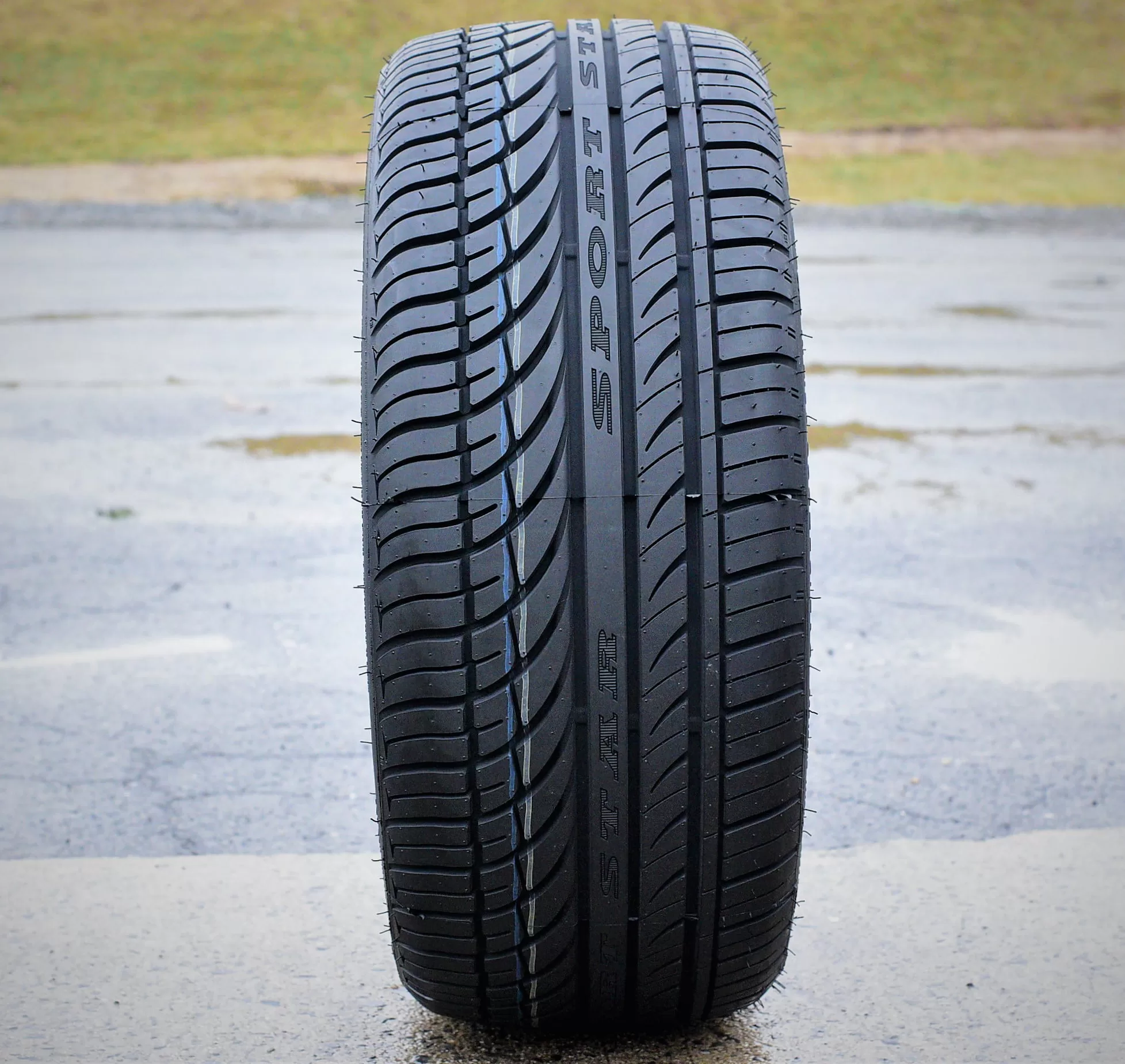 Pair of 2 (TWO) Fullway HP108 225/30R20 ZR 85W XL A/S All Season Performance Tires