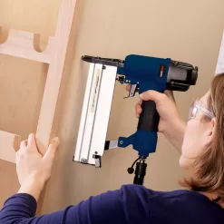 Campbell Hausfeld 1.5-in 18-Gauge Pneumatic Brad Nailer