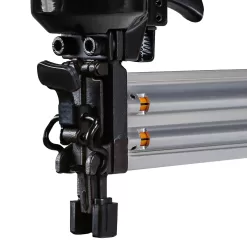 FREEMAN Quick Release 1.25-in 18-Gauge Pneumatic Brad Nailer