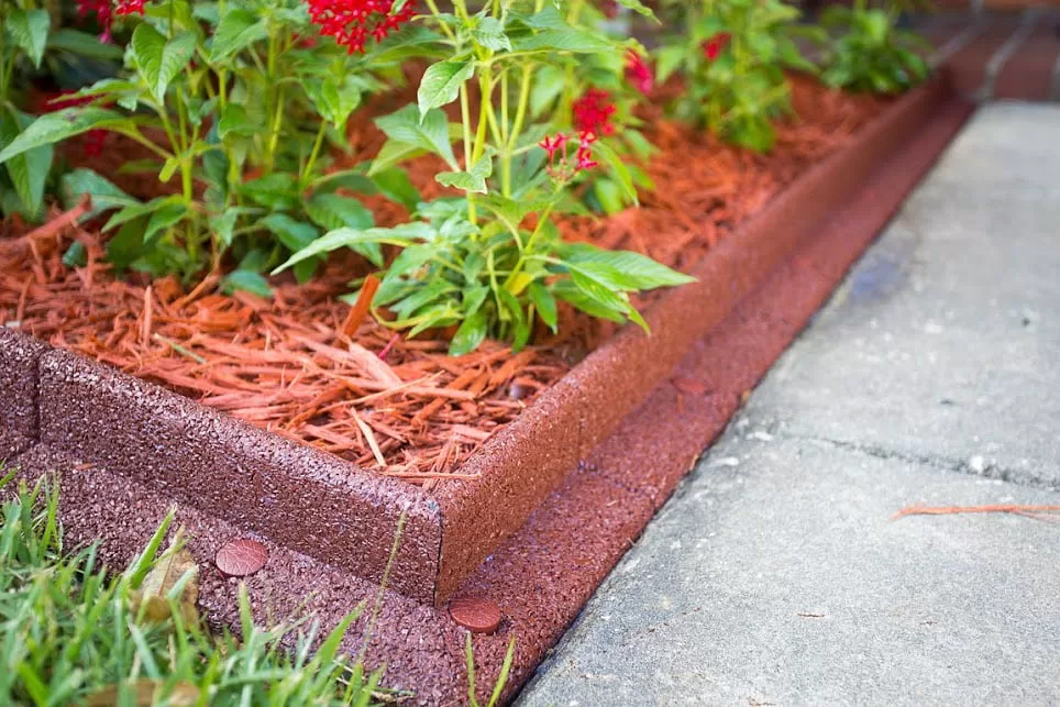 Eco Border 3" x 48" Red Rubber No Dig Landscape Garden Border Edging (Pack 6)
