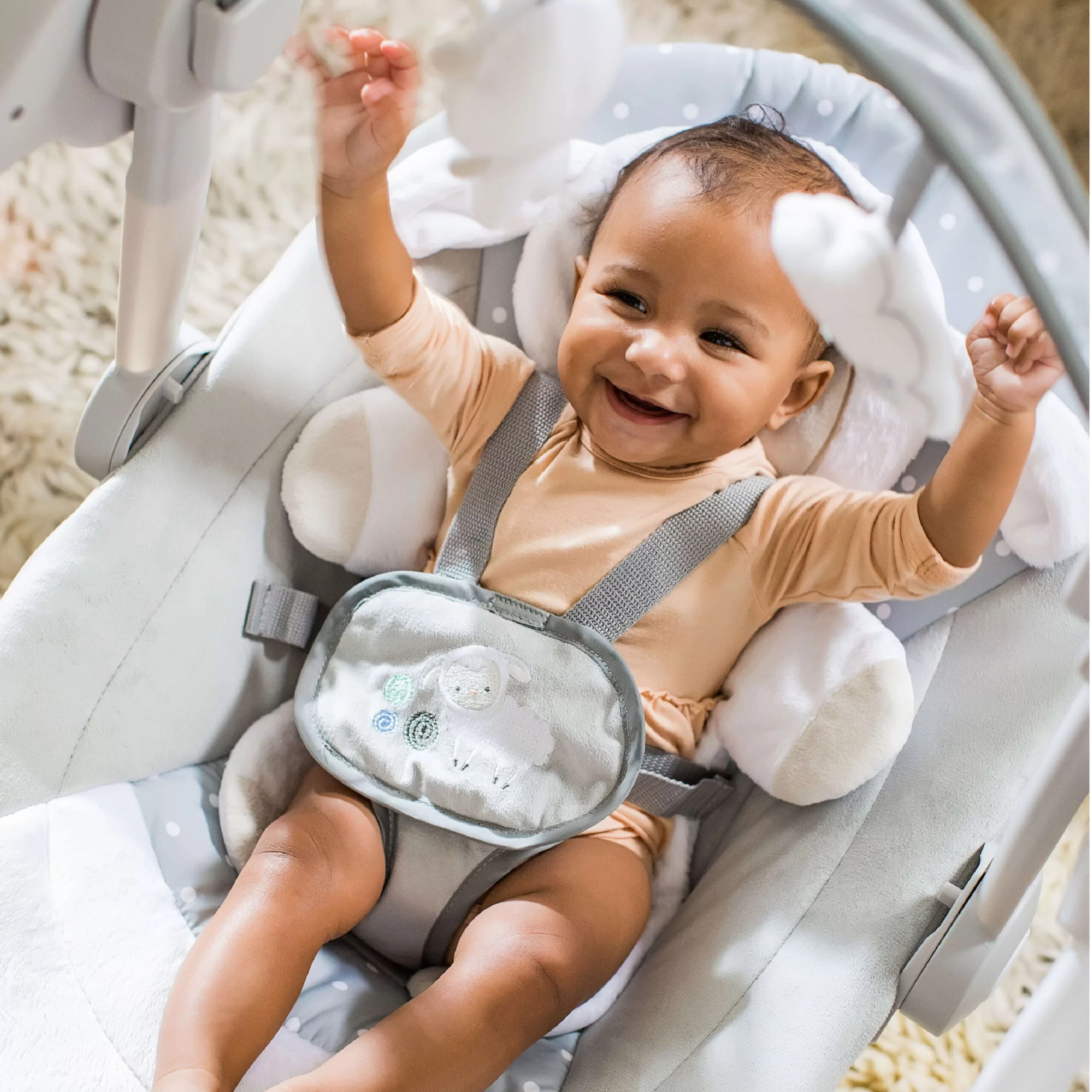Ingenuity Soothe 'n Delight 6-Speed Portable Baby Swing with Music - Cuddle Lamb (Unisex)