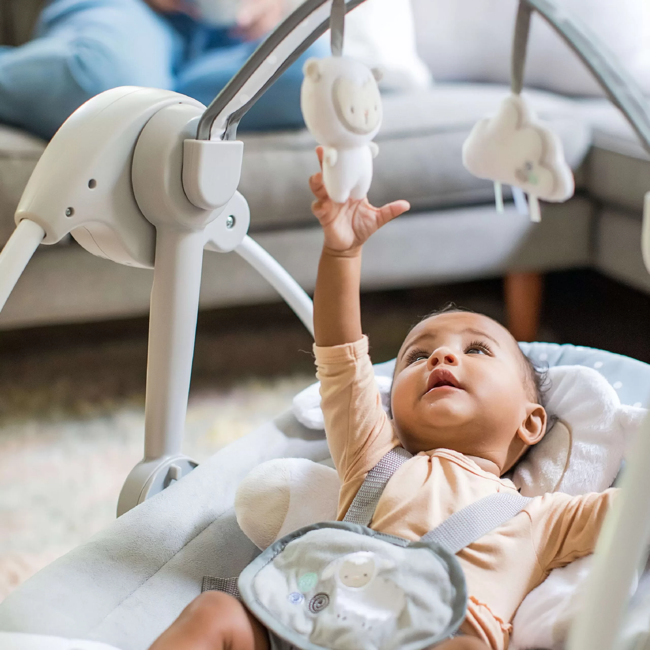 Ingenuity Soothe 'n Delight 6-Speed Portable Baby Swing with Music - Cuddle Lamb (Unisex)