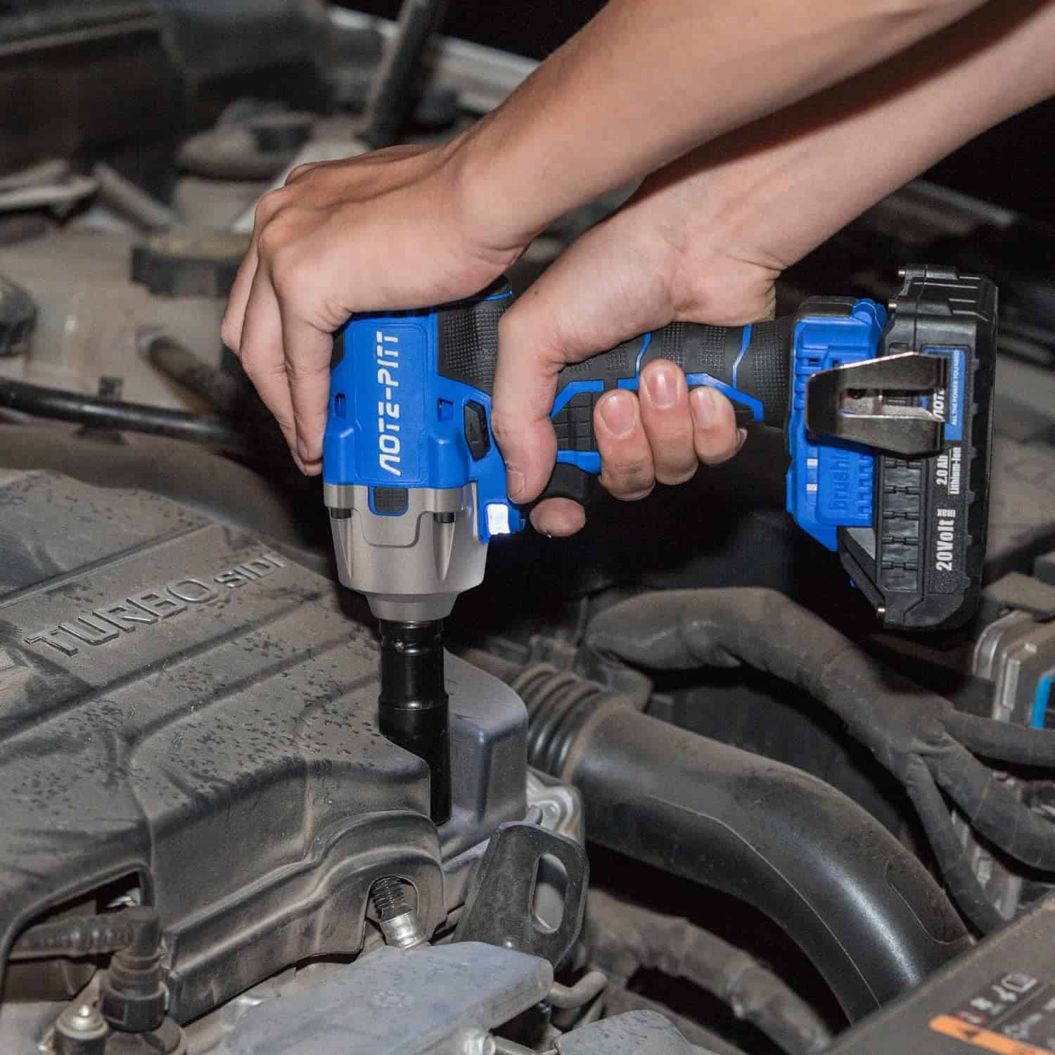 20V 370 Ft-lbs Brushless Impact Wrench Kit