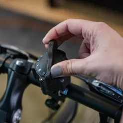 Bell Motivator 2.0 Magnetic Resistance Bike Trainer