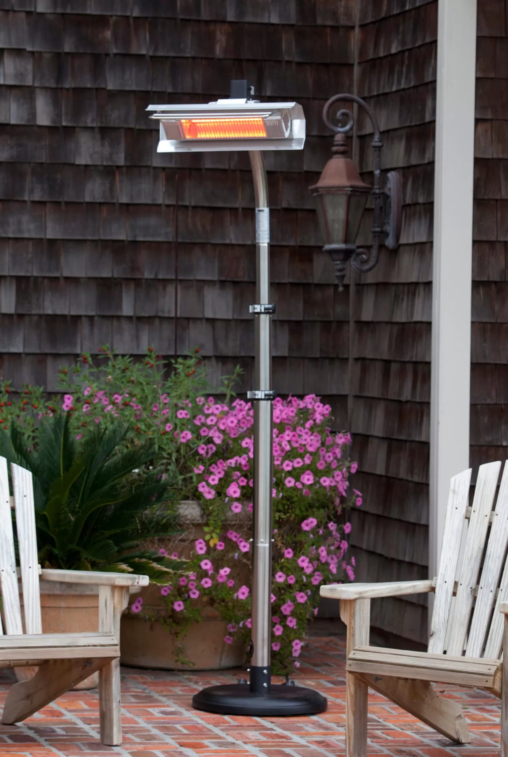 Well Traveled Living 5118-BTU 110-Volt Silver Stainless Steel Electric Patio Heater