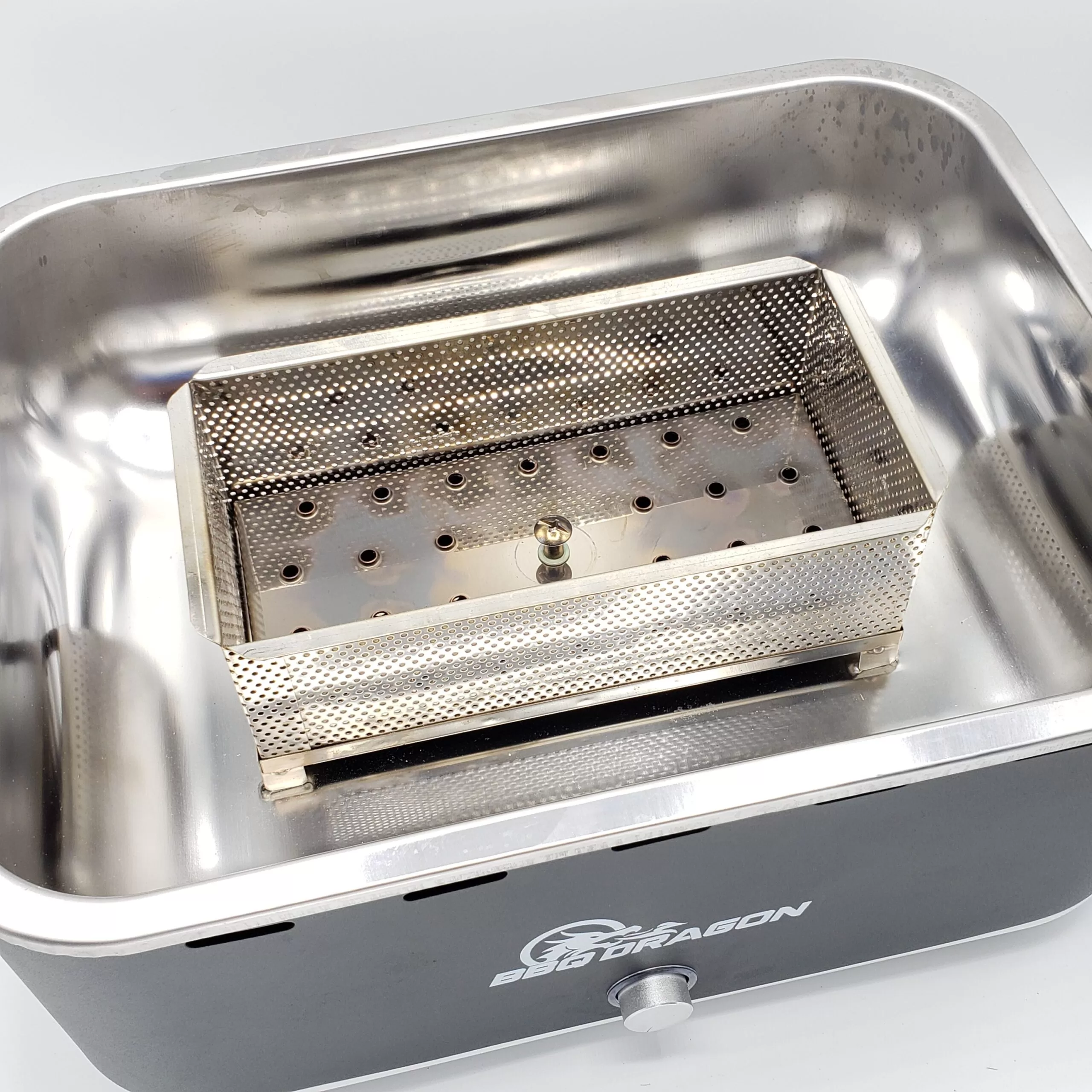 BBQ Dragon Zephyr charcoal grill 100-in W Silver Charcoal Grill