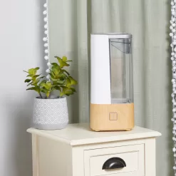 Sharper Image 1-Gallons Tabletop Ultrasonic Humidifier (For Rooms Up To 500-sq ft)