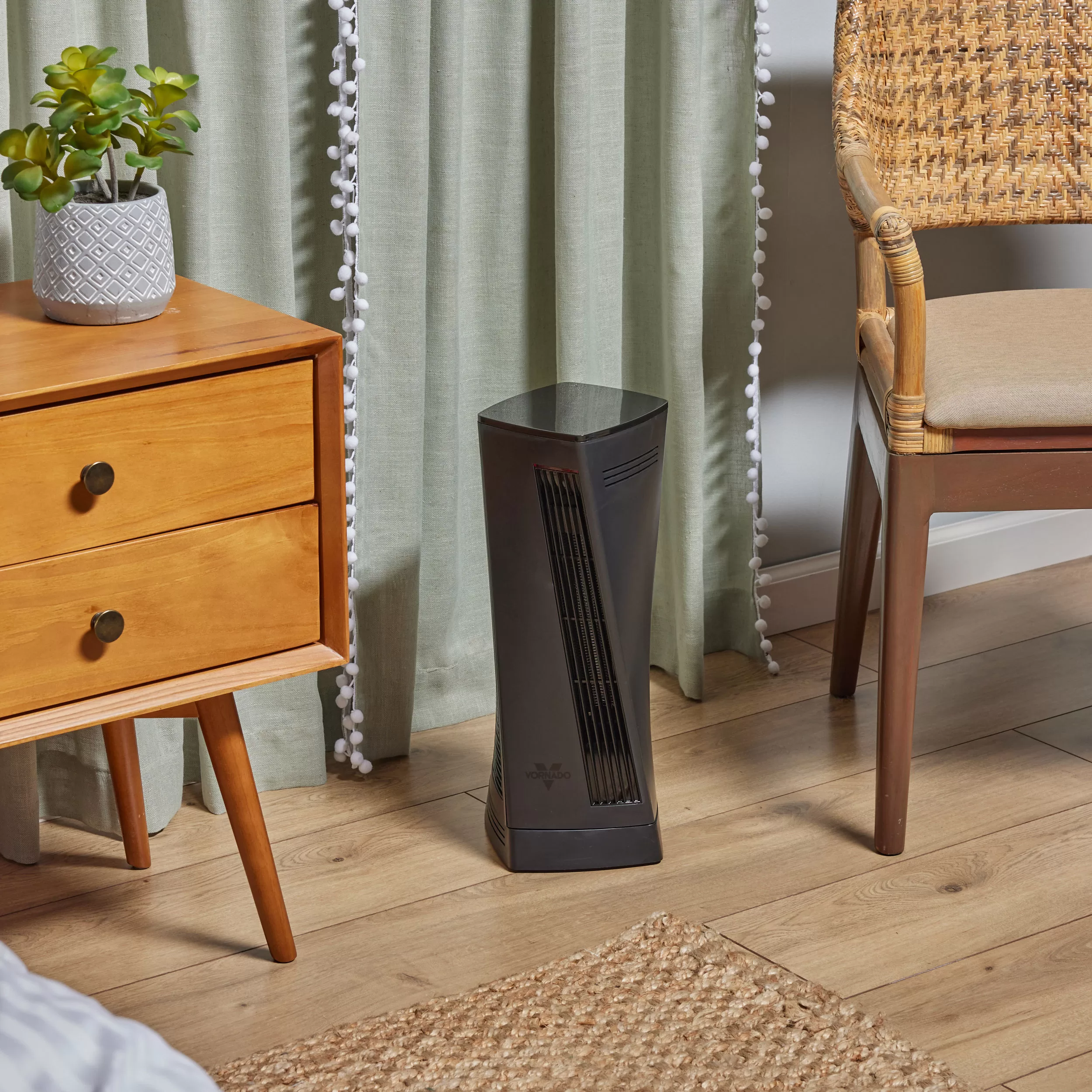 Vornado Up to 1500-Watt Fan Tower Indoor Electric Space Heater with Thermostat