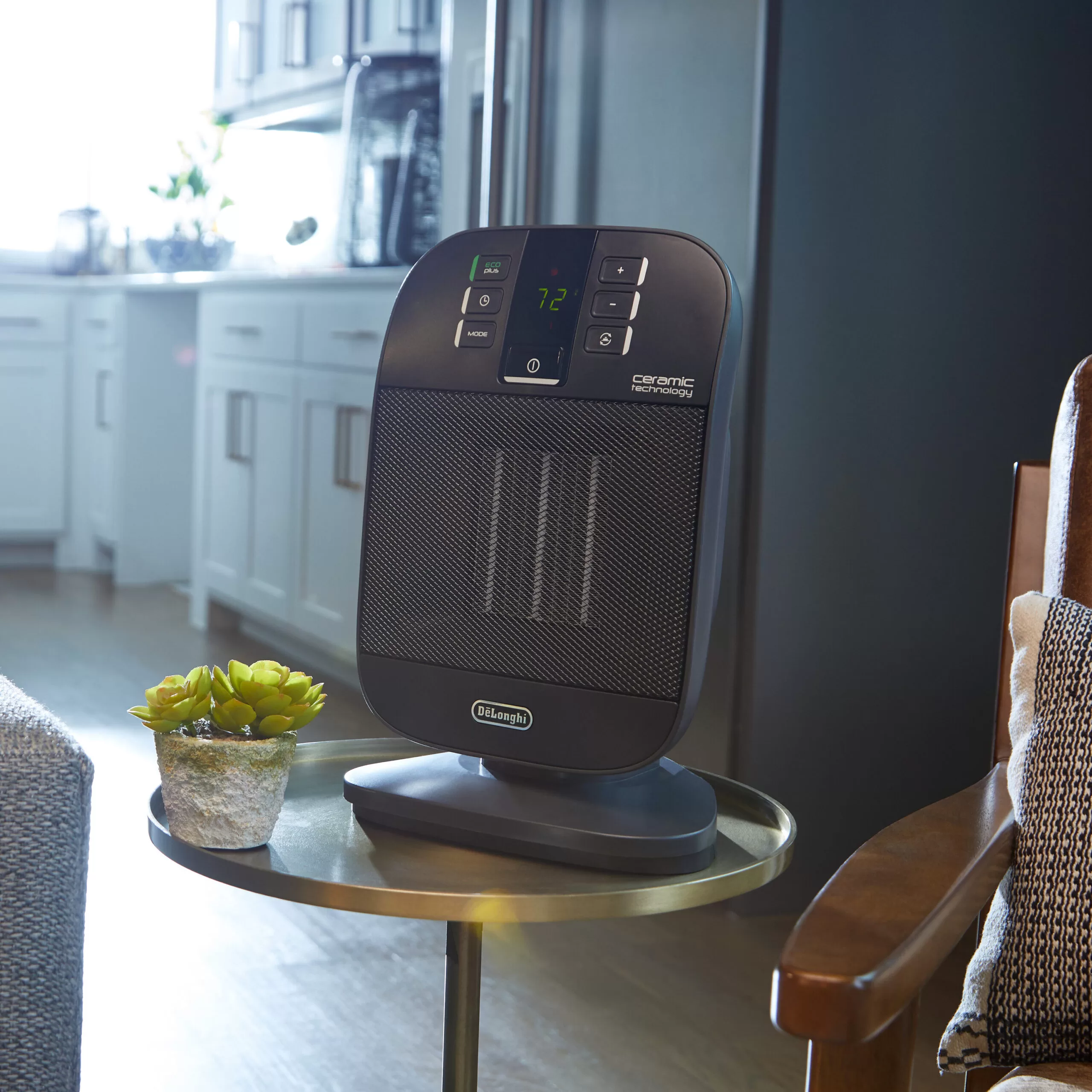 DeLonghi Up to 1500-Watt Ceramic Compact Personal Indoor Electric Space Heater with Thermostat