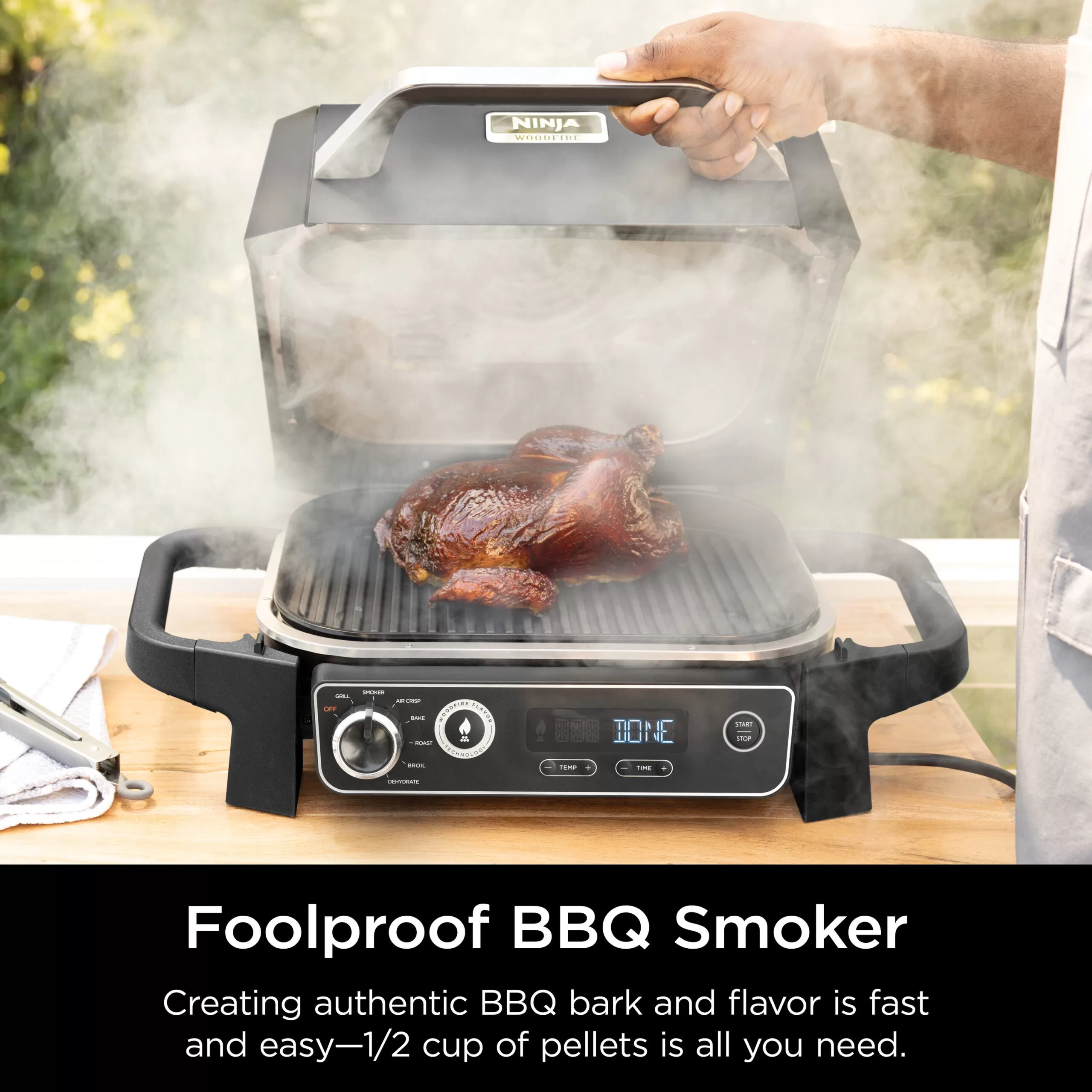 Ninja Woodfire 7-in-1 Outdoor Grill and Smoker 1760-Watt Grey Electric Grill