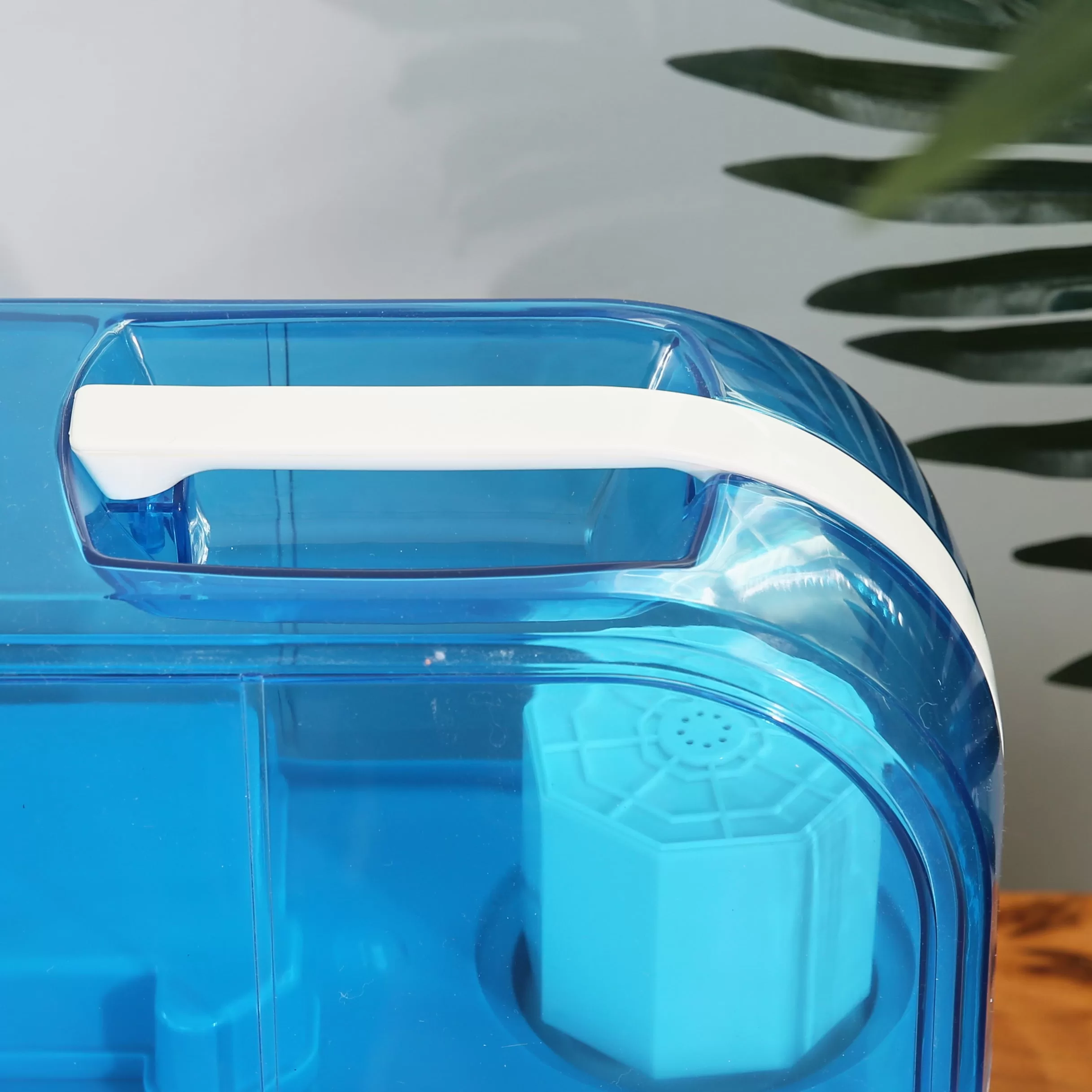 SPT 1-Gallons Tabletop Cool Mist/Warm Mist Humidifier (For Rooms Up To 500-sq ft)