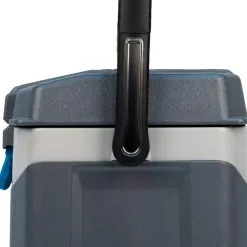 Igloo Heavy-Duty 25 Qt BMX Ice Chest Cooler with Cool Riser Technology
