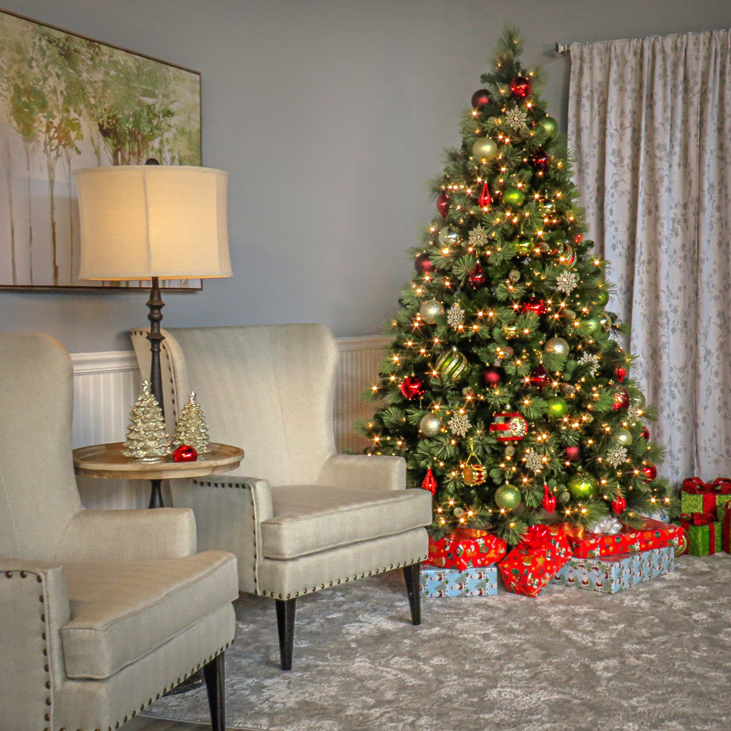 National Tree Company CAP3-306-75 7-1/2 ft. Carolina Pine Hinged Artificial Christmas Tree with 86 Flocked Cones and 750 Clear Lights - Image 7
