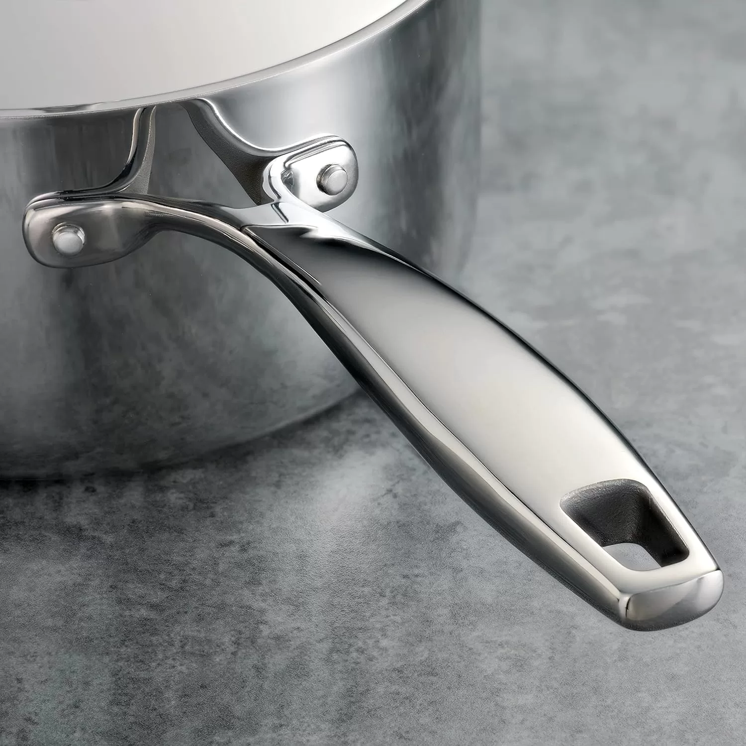 Tramontina Covered Sauce Pan Stainless Steel Tri-Ply Clad 1.5-Quart, 80116/021DS