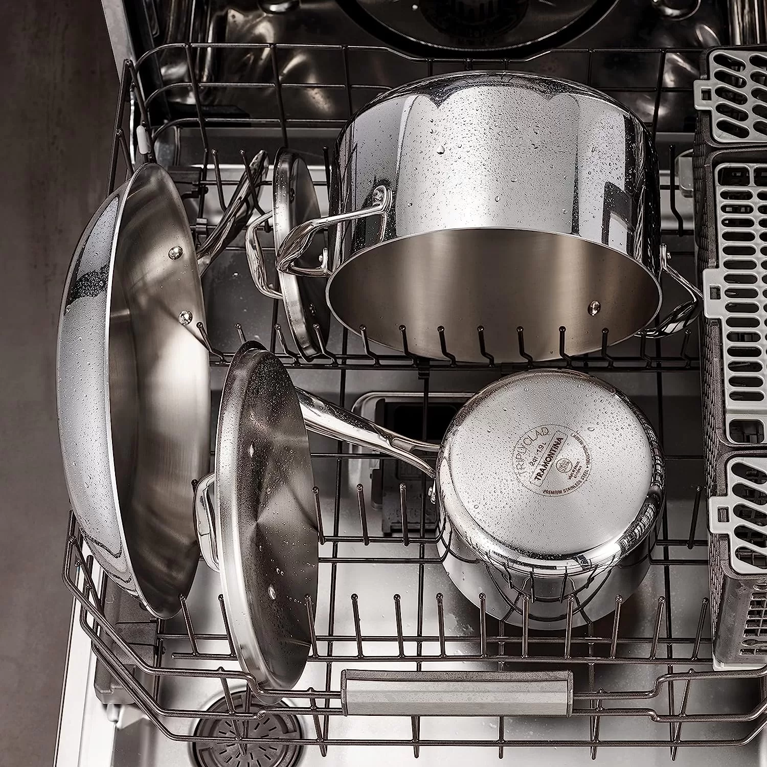 Tramontina Covered Sauce Pan Stainless Steel Tri-Ply Clad 1.5-Quart, 80116/021DS