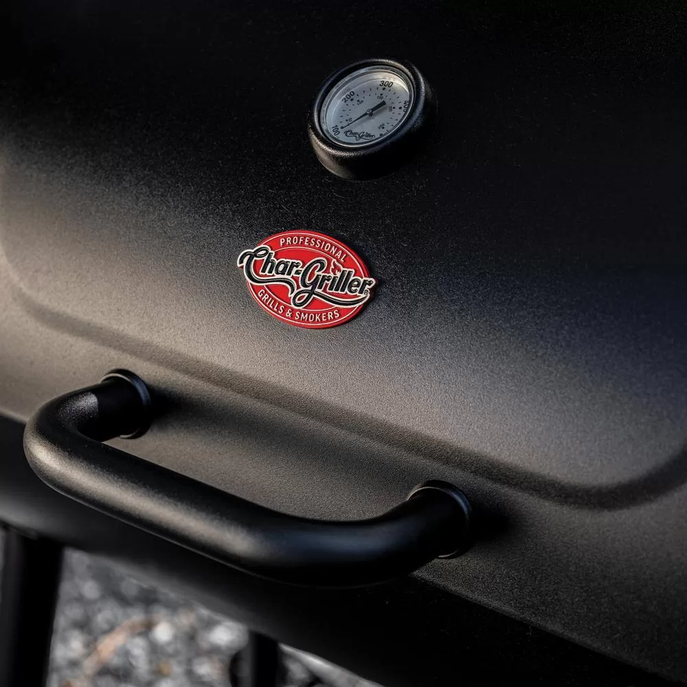 Char-Griller 1733 Smokin' Champ Charcoal Grill Offset Smoker in Black