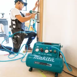 Makita MAC320Q Quiet Series 1-1/2 HP 3 Gal. Oil-Free Electric Air Compressor